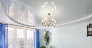 Глянцевый потолок Тихвин, цена от 4743 руб.